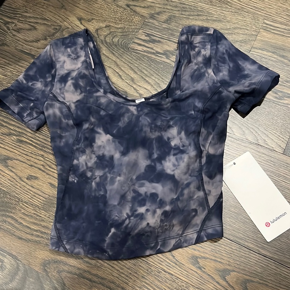 Lululemon Align Tee